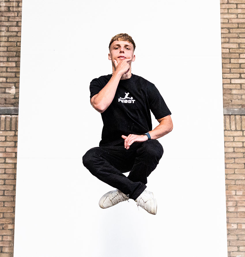 Tomodachi T-shirt zwart